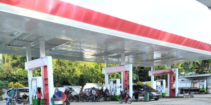Tak Mau Terima Saran, Karyawati SPBU Kecamatan Lasolo Terlibat Adu Mulut Dengan Pelanggan