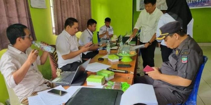 Bersama DPMPTSP, Dinas Koperasi Dan UMKM Lakukan Pendampingan Langsung Pembuatan NIB Ke Pelaku Usaha di Tujuh Kecamatan