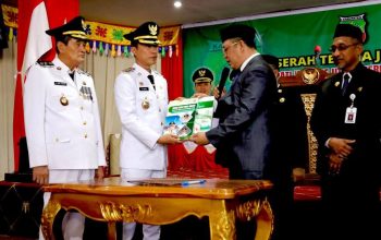 Serah Terima Jabatan Bupati Konut, Ikbar Ajak Semua Pihak Saling Melengkapi dan Kolaboratif