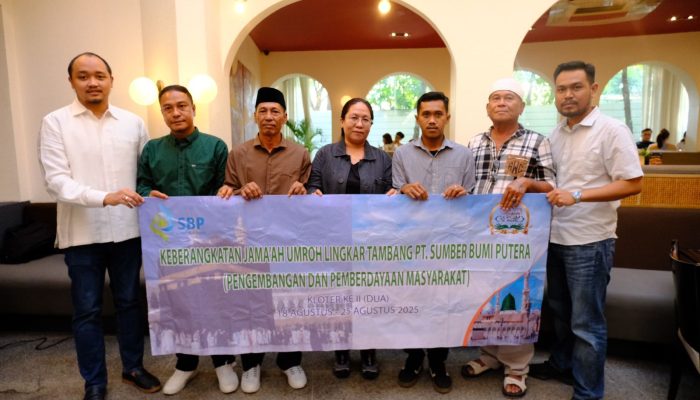 PT SBP Memberangkatkan Warga Lingkar Tambang ke Tanah Suci 