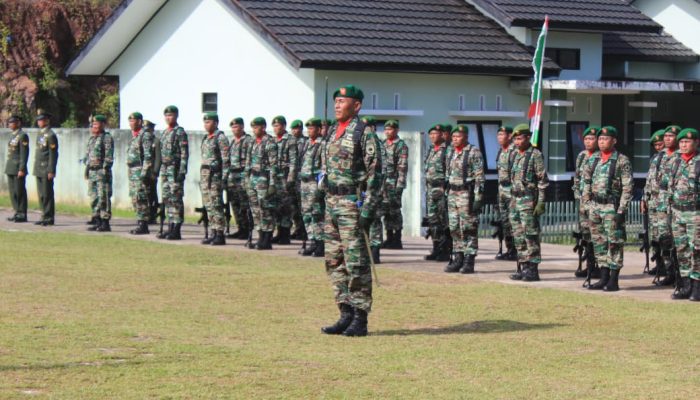 75 Personel TNI Kodim 1430  Konut Hikmat Menjalankan Upacara HUT TNI Ke-80