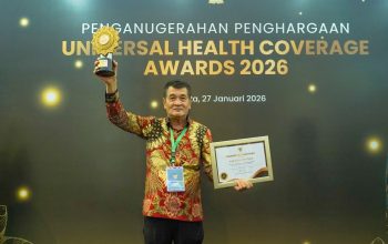 Tangan Dingin Ikbar-Abuhaera Kembali Antarkan Konawe Utara Sabet Penghargaan Nasional UHC Award 2026