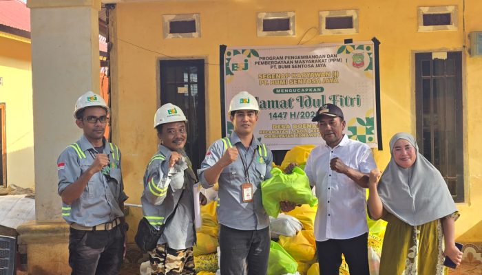Berbagi Berkah Bulan Ramadan, PT BSJ Salurkan Ratusan Parcel Lebaran untuk Warga Lingkar Tambang