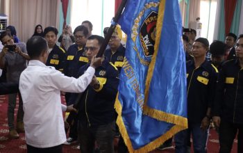 Resmi di Kukuhkan, Jefri Ibnu dan Aripin Lapotende Nahkodai PWI Kabupaten Konawe Utara