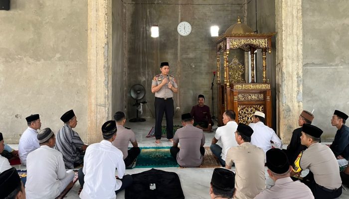 Jumat Keliling, Kapolres Konut Berikan Pesan Kamtibmas Bahaya Penyebaran Hoaks 